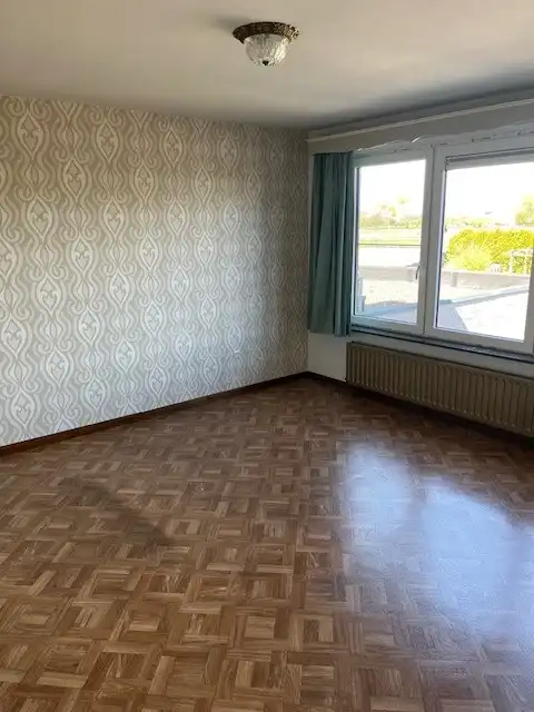 Instapklare woning met 4 slaapkamers en volledig omheinde tuin in landelijke omgeving van Rotem, Dilsen-Stokkem. foto 11