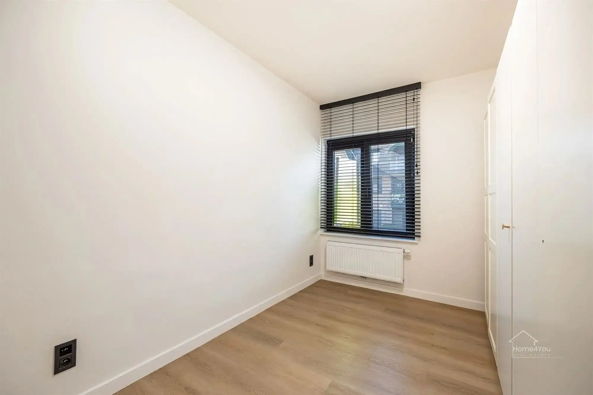 Prachtige woning met 4 slpk en een showroom in Bornem! foto 12