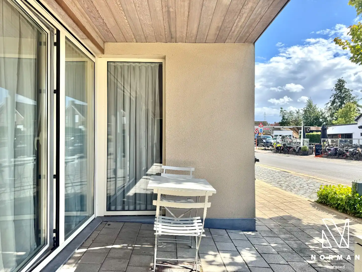 Gelijkvloers, instapklaar 2-slaapkamer appartement te koop met terras in centrum Bavikhove! foto 21