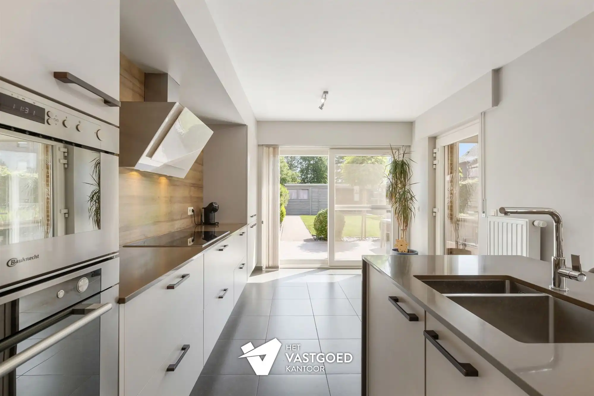 UITERST KNAP AFGEWERKTE WONING MET 3 SLAAPKAMERS RUSTIG GELEGEN OP EEN PERCEEL VAN 4A30CA TE KWAADMECHELEN foto 11