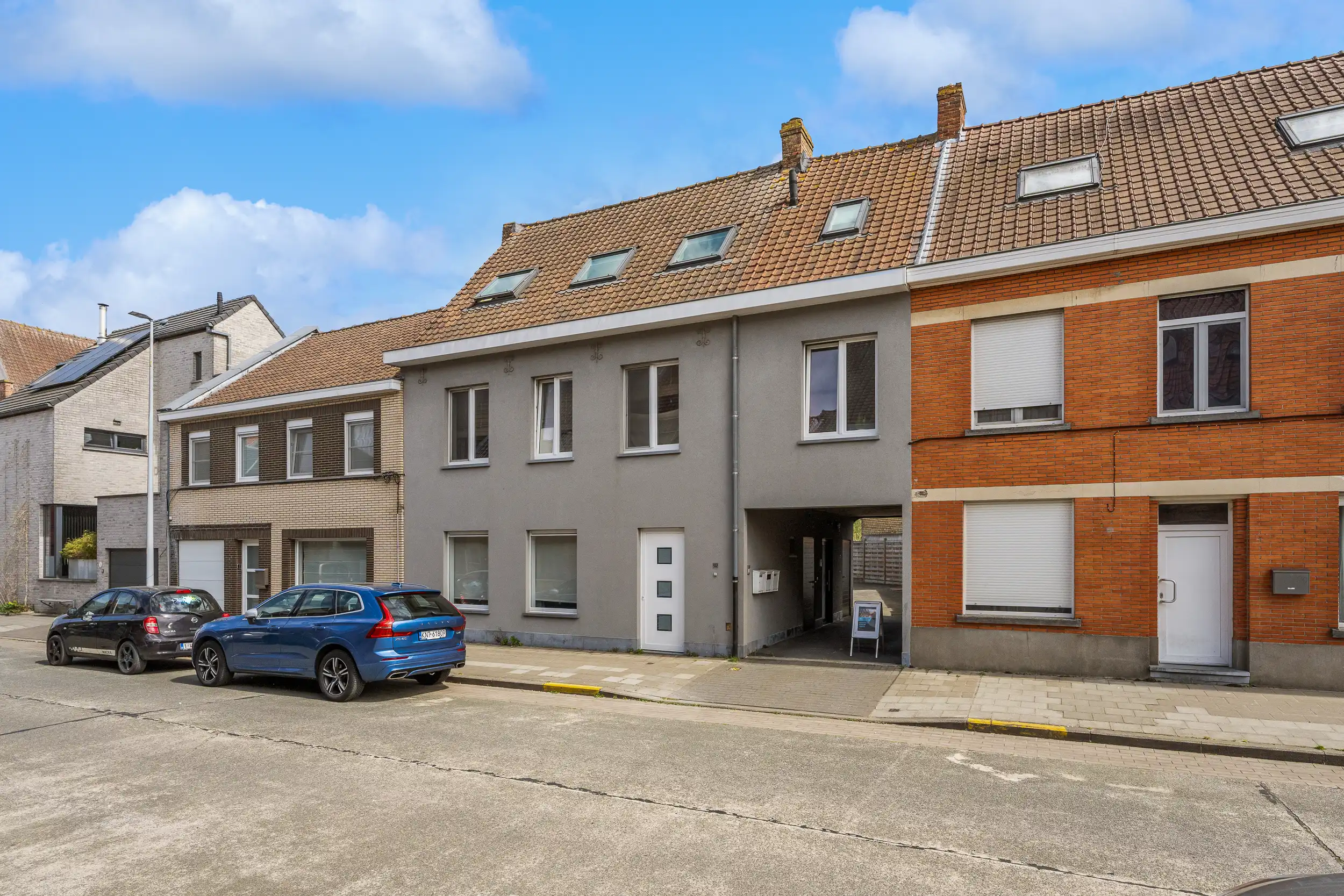 Instapklaar duplexappartement zonder syndic foto {{pictureIndex}}