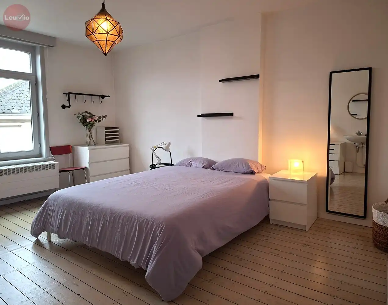 Ruime woning op uitstekende locatie foto 27