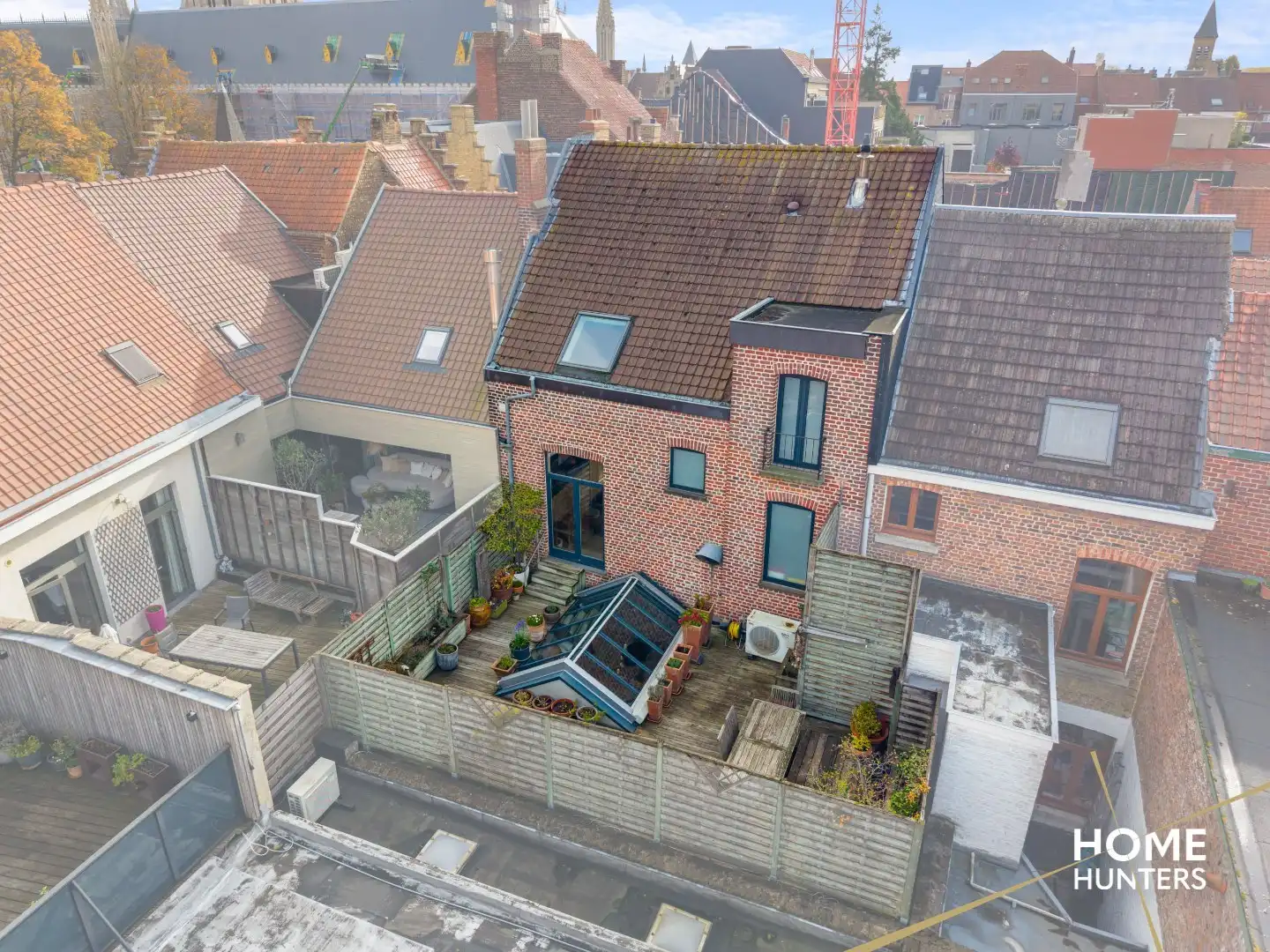 Unieke herenwoning in het historische stadscentrum van Ieper foto 4