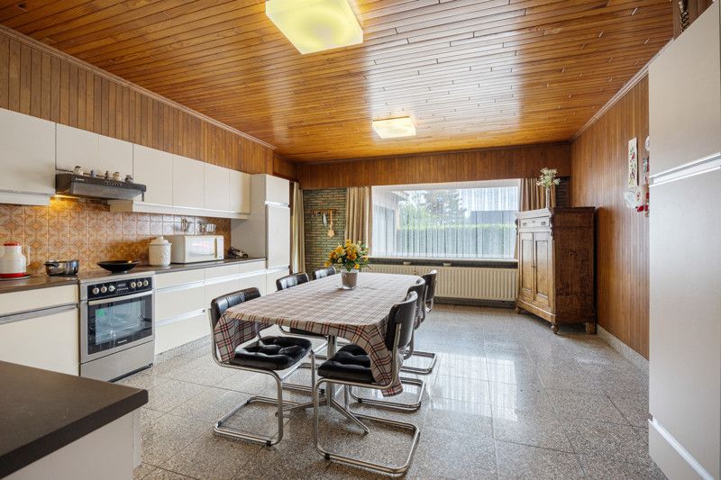 Zeer goed gelegen, charmante woning op 6are foto 7