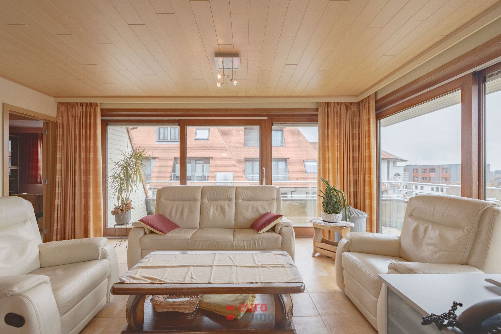 Stijlvol hoekappartement met subliem uitzicht op de havengeul van Nieuwpoort foto 4