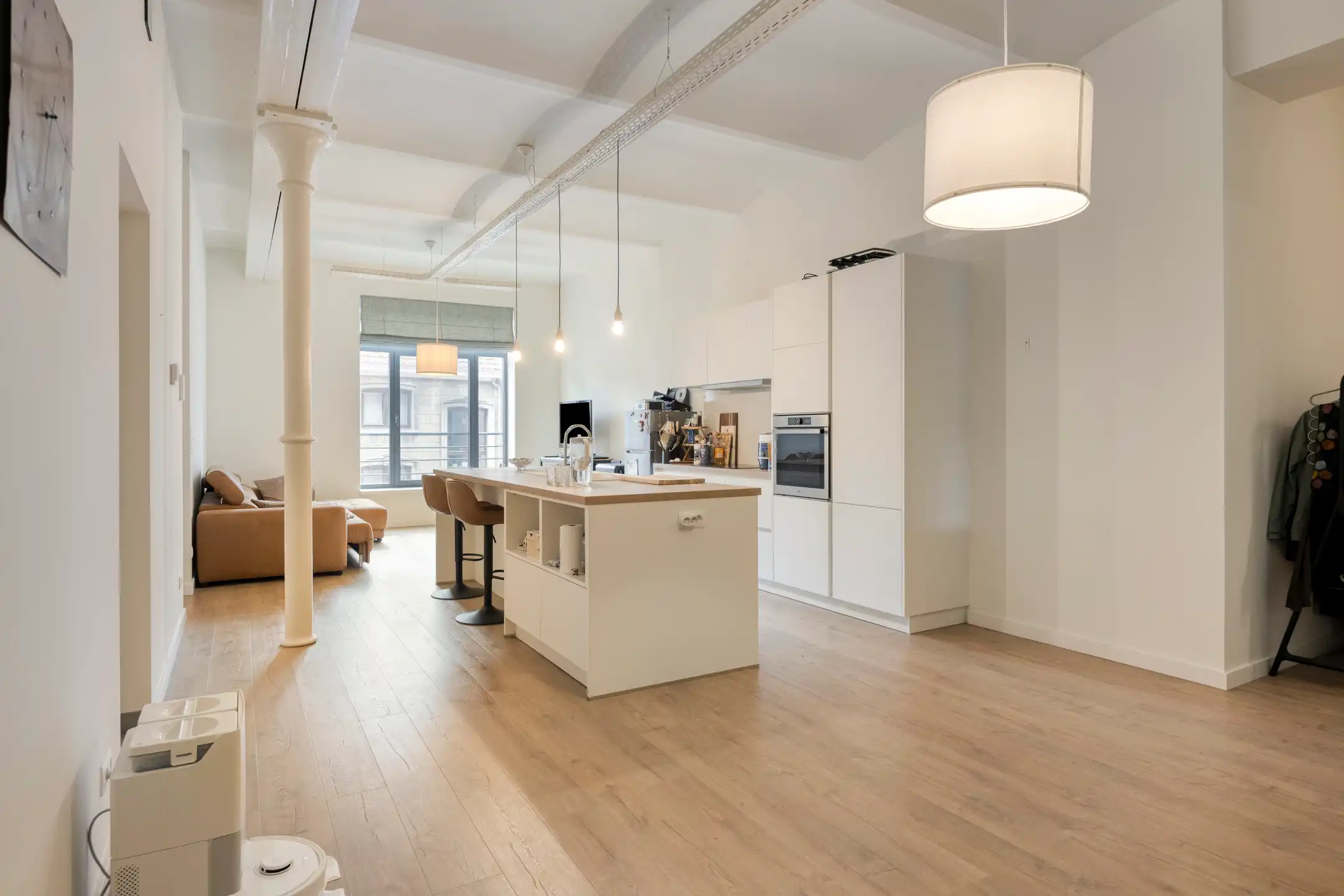 Lichtrijke loft in de historische Kantfabriek Vilvoorde foto 4