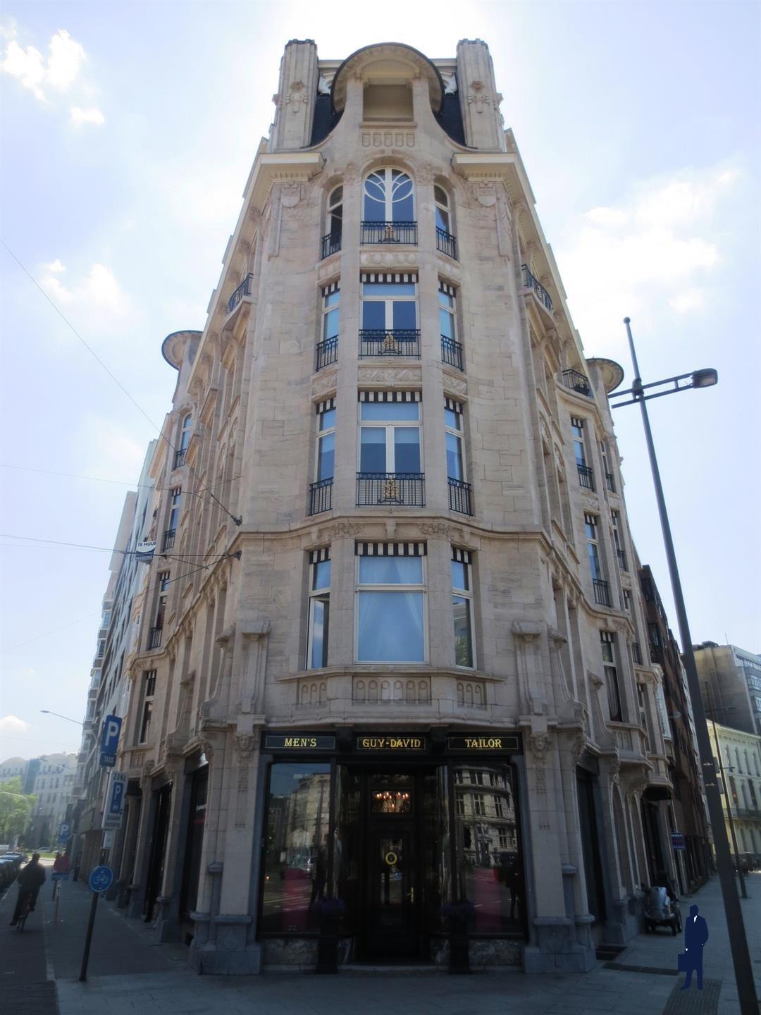 Authentiek gerenoveerd penthouse (ca. 90 m²) met terras foto 12