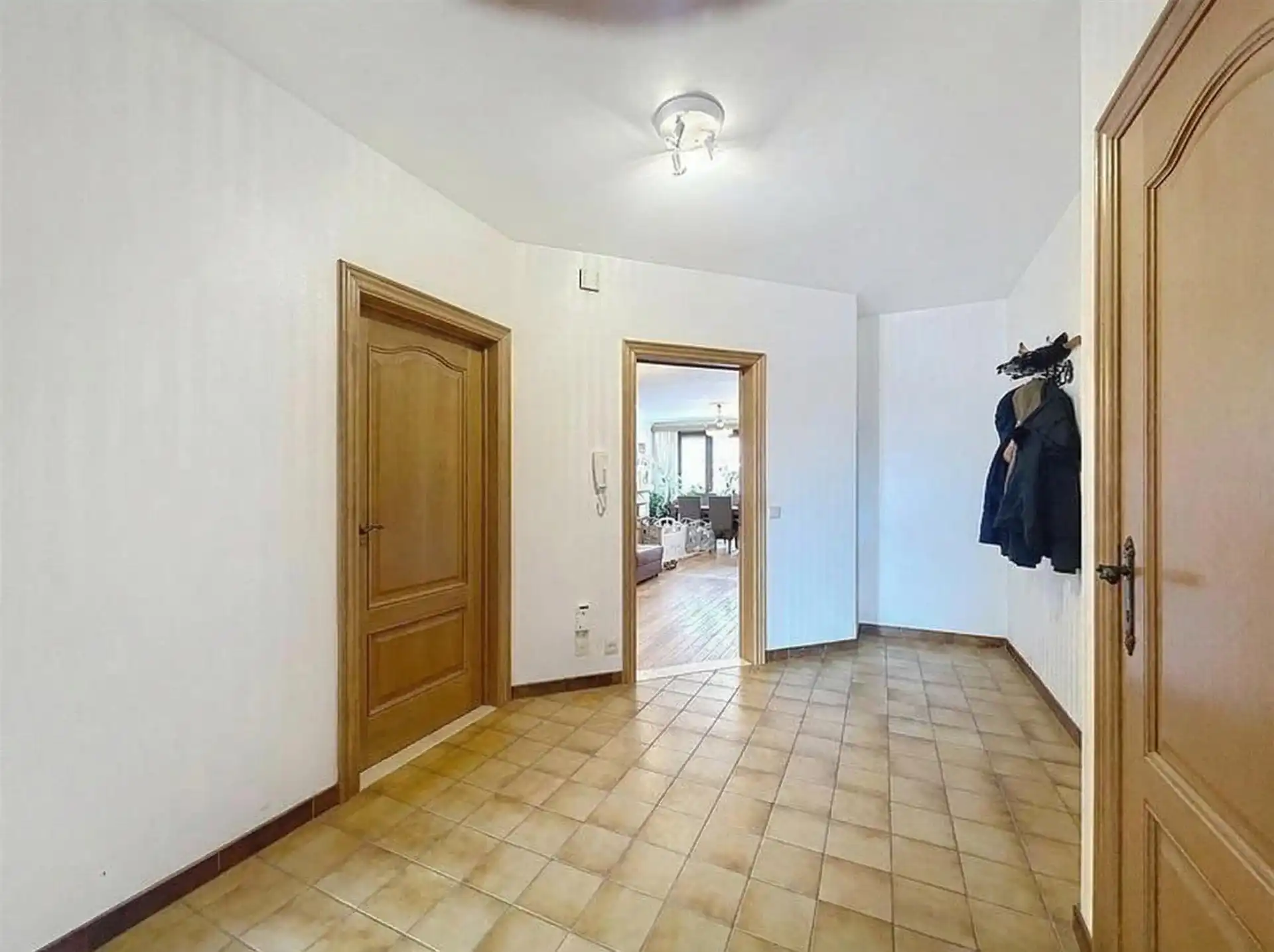 appartement met 2 terassen, 2 slaapkamers en garage  op toplocatie! foto 7