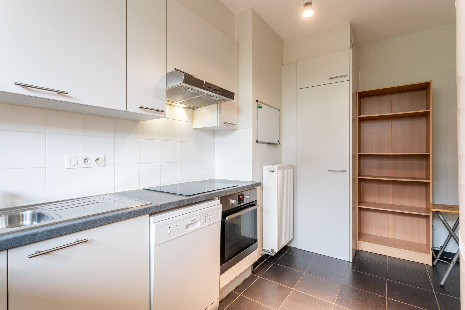 Energiezuinig 1-slpk appartement gelijkvloers met terras, parking en toplocatie nabij Brussel-Zuid foto 12