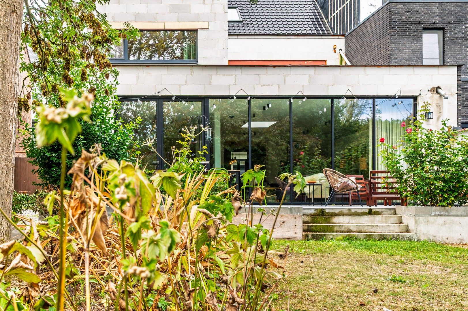 Prachtig gelegen half open woning foto 25