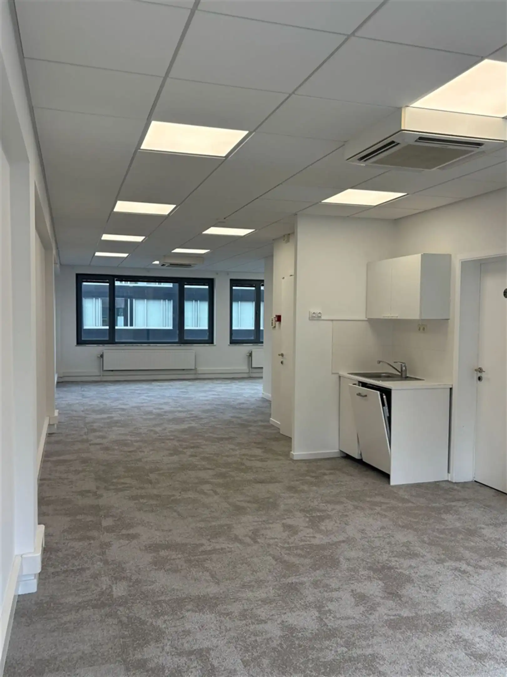 INDUSTRIE 4: kantoren te huur vanaf 55m² foto 2