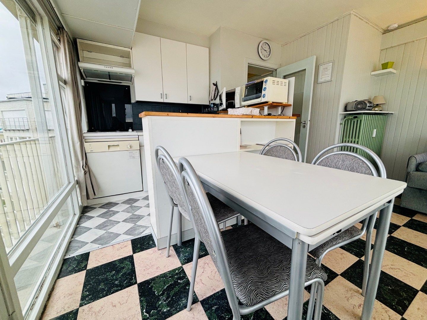 Gezellig hoekappartement op de Zeedijk met 180° panoramisch zicht  foto 7