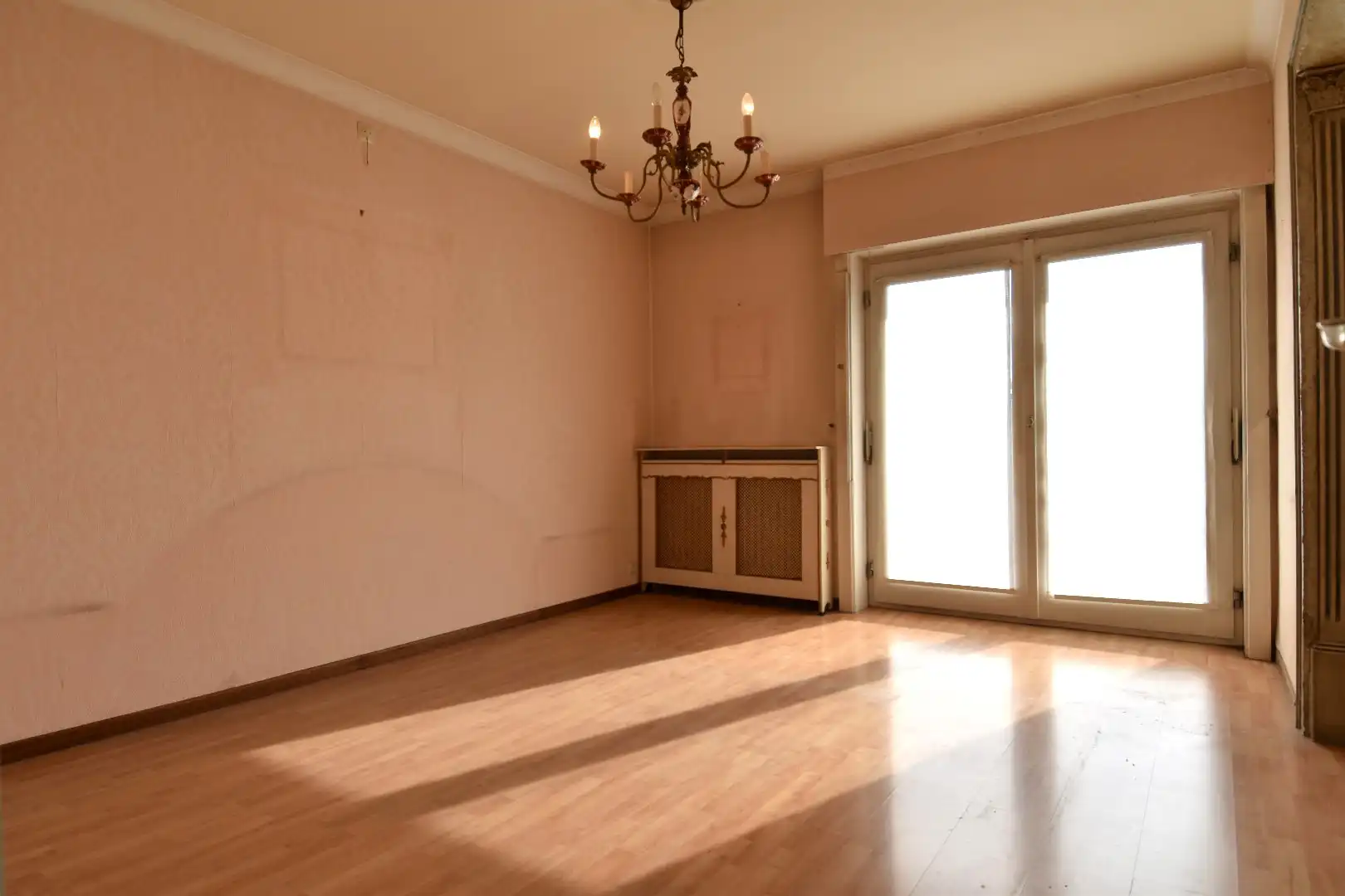 Gezellig centrum appartement met 3 slaapkamers, zonnig terras, kelderberging én garage te koop in Kortrijk foto 7