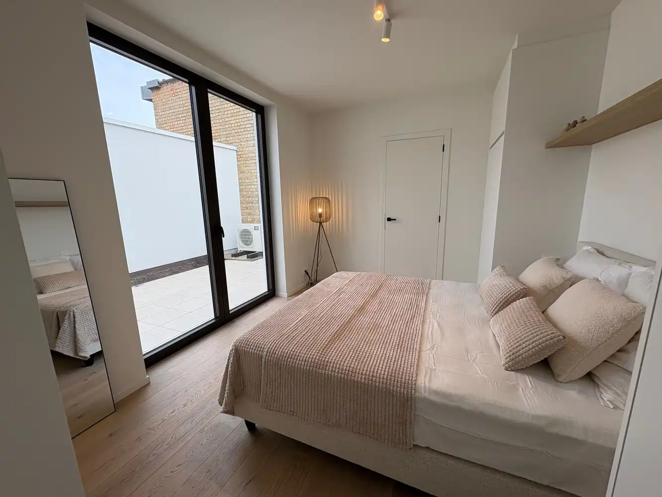 Mooi nieuwbouwappartement met 2 slk en 2 badkamers foto 14