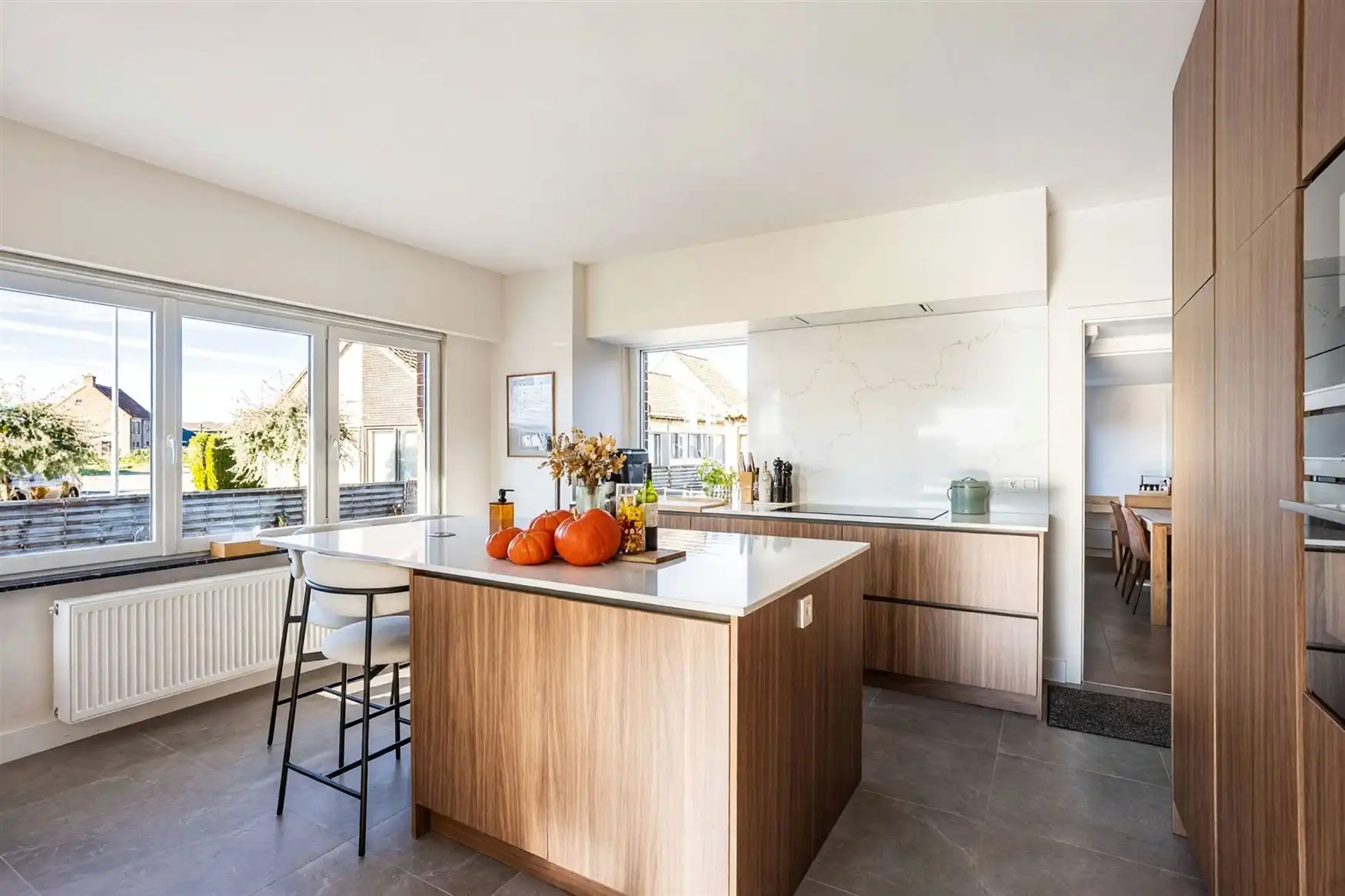 Stijlvol gerenoveerde woning in Wortegem-Petegem foto 2