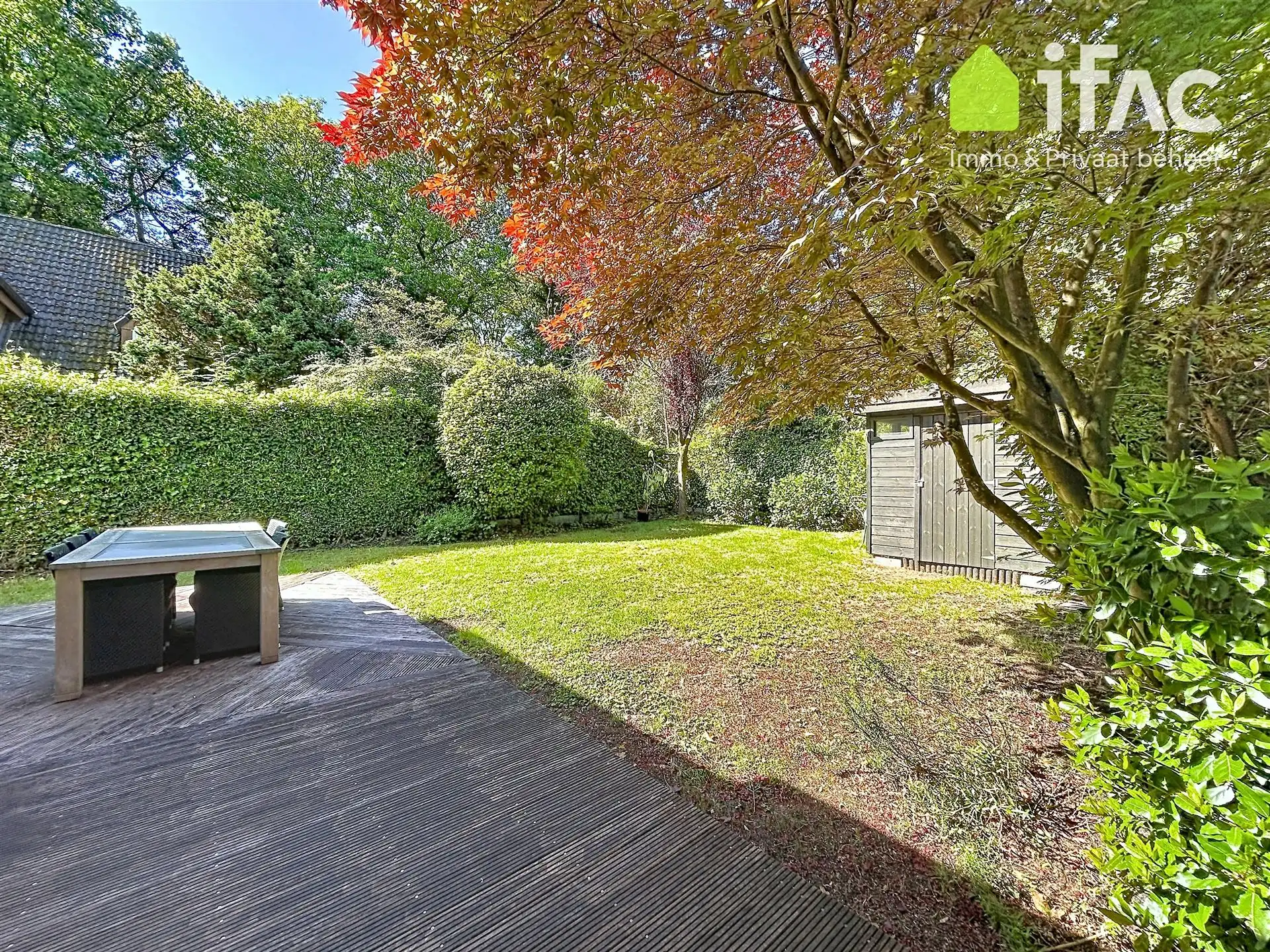 Rustig gelegen woning met 4 slaapkamers en mooie tuin foto 7