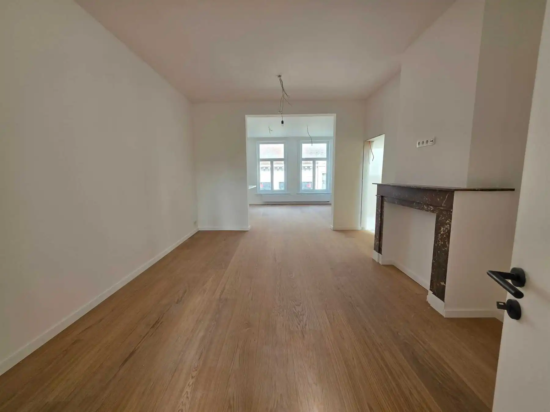 Volledig gerenoveerd appartement met 2 slaapkamers nabij Zurenborg foto 6