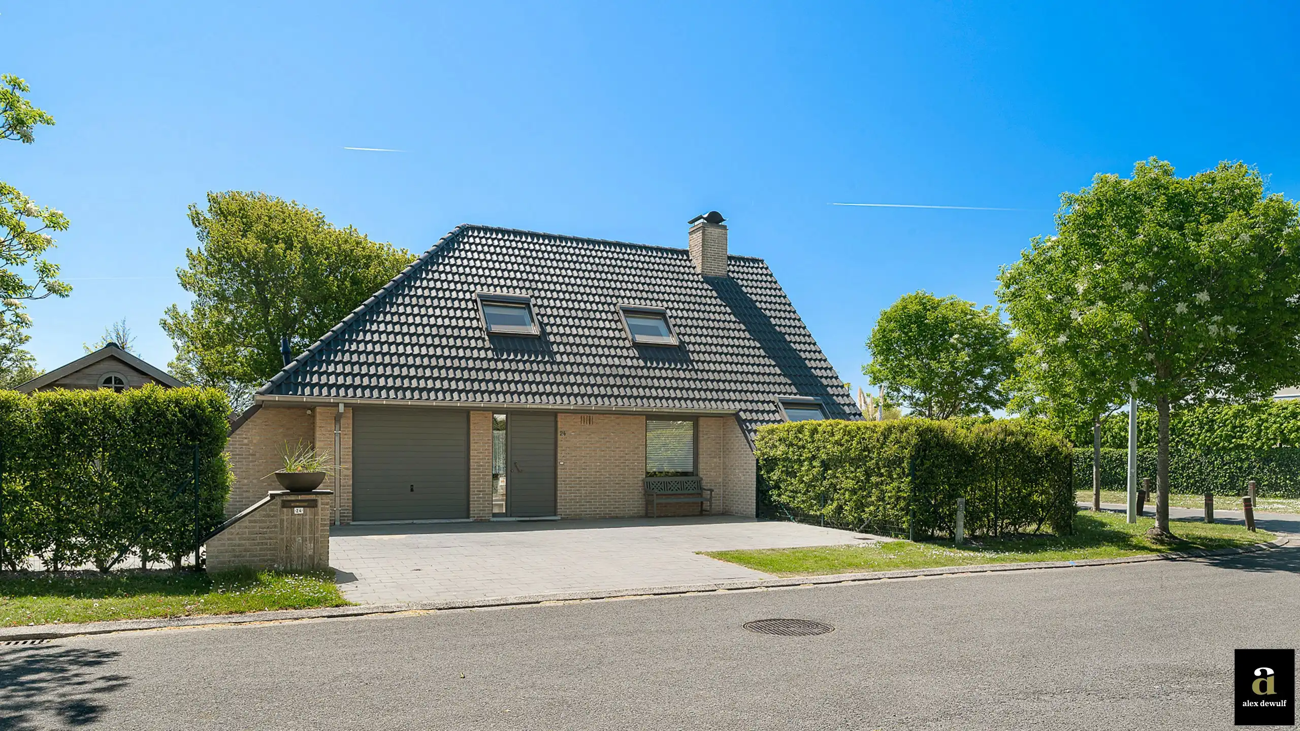 Alleenstaande villa op zonnig hoekperceel [Asterstraat]. foto 3