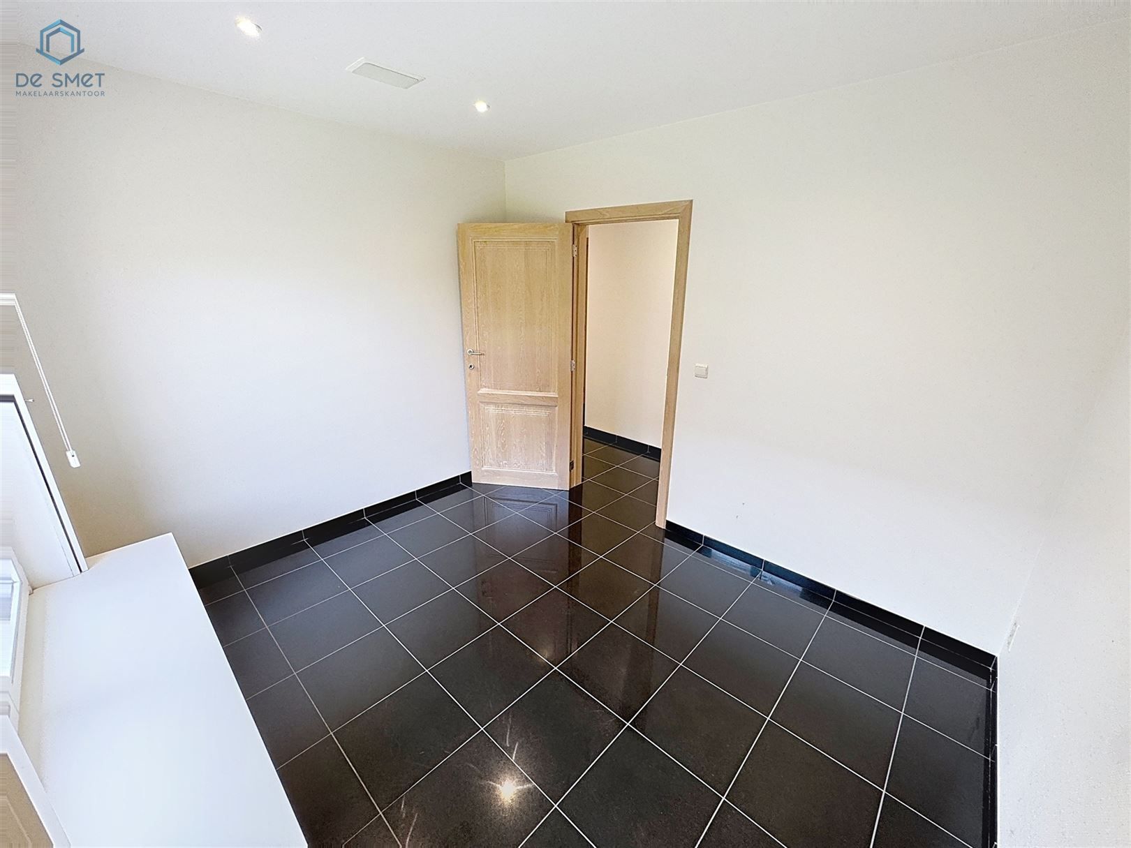 Luxueus afgewerkte halfopen woning met 4 slaapkamers, 2 badkamers en stadstuin Geraardsbergen (Overboelare) foto 8