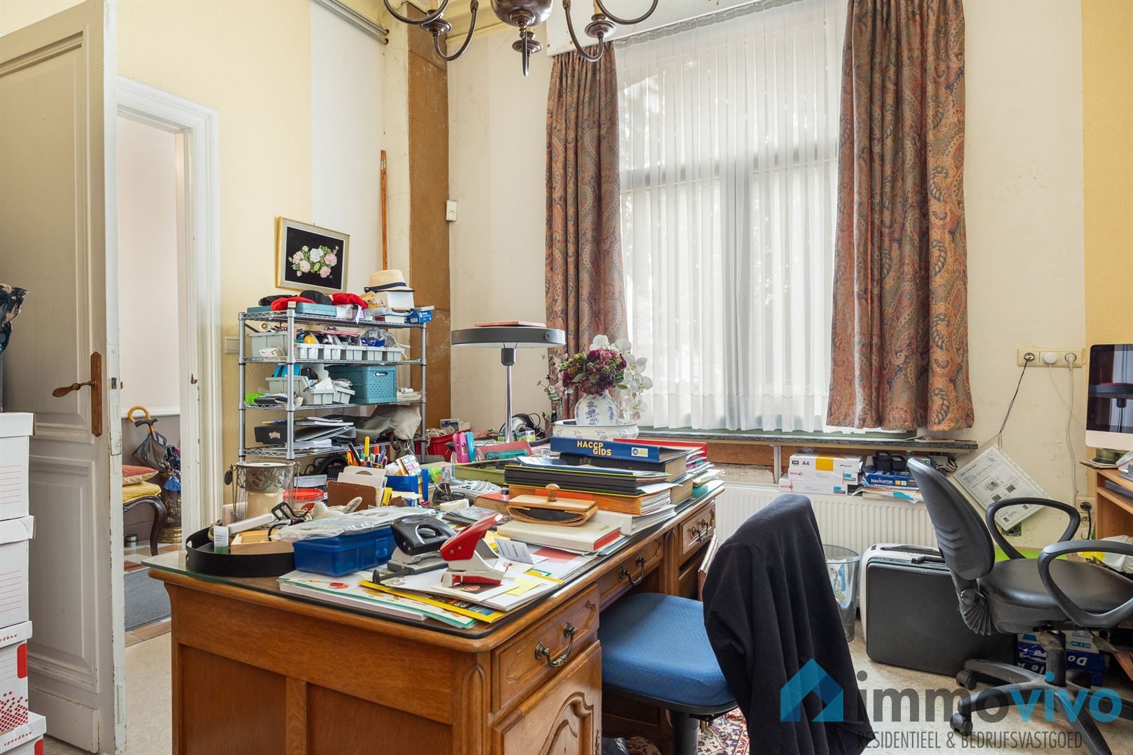 Ruime herenwoning met 5 slaapkamers en praktijkmogelijkheid in hart van Edegem foto 14