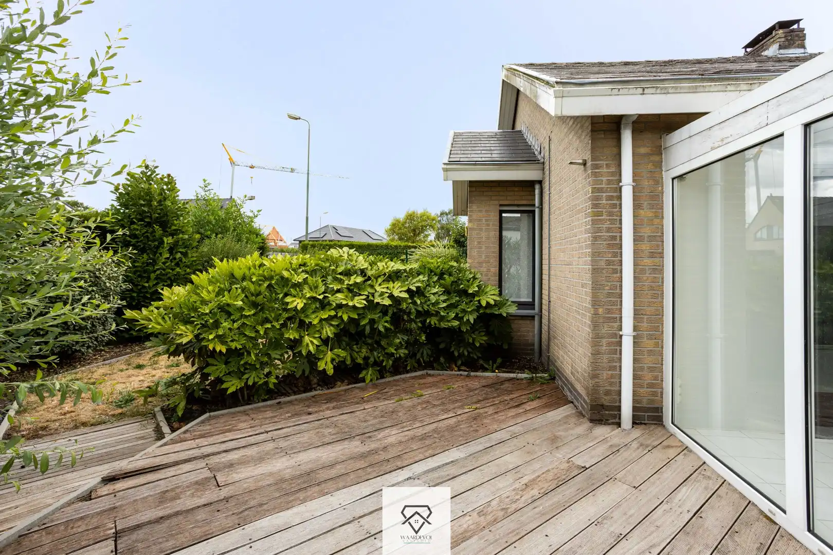 Ruime vrijstaande woning op toplocatie in het hart van Evergem foto 8