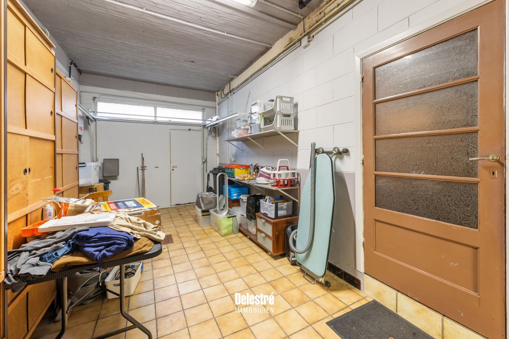 VERRASSEND RUIME KARAKTERVOLLE WOONST met heel wat slaapkamers, grote tuin, garage, … foto 8