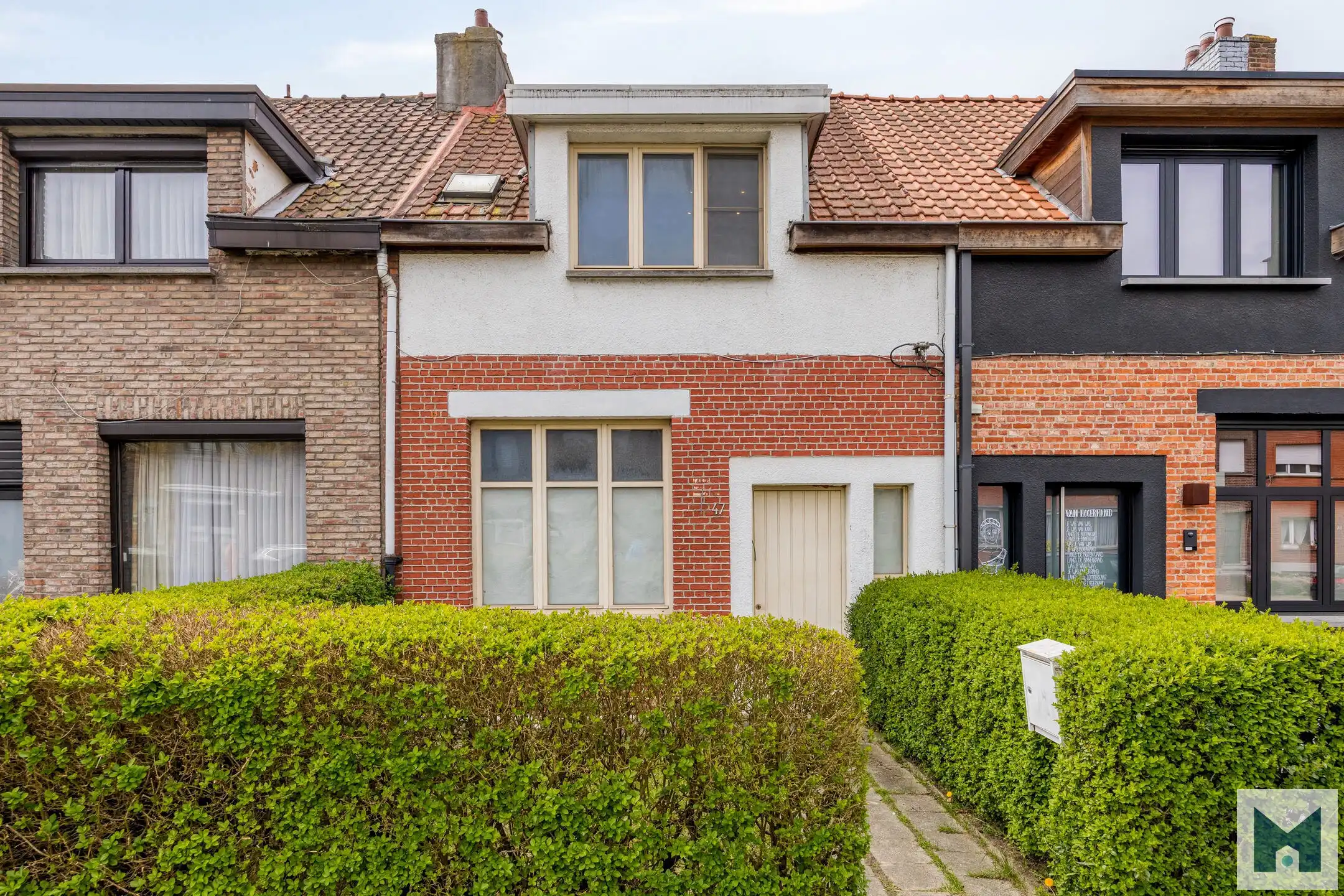 GB met 2 slpks, tuin en veel potentieel in centrum Wilrijk! foto 2