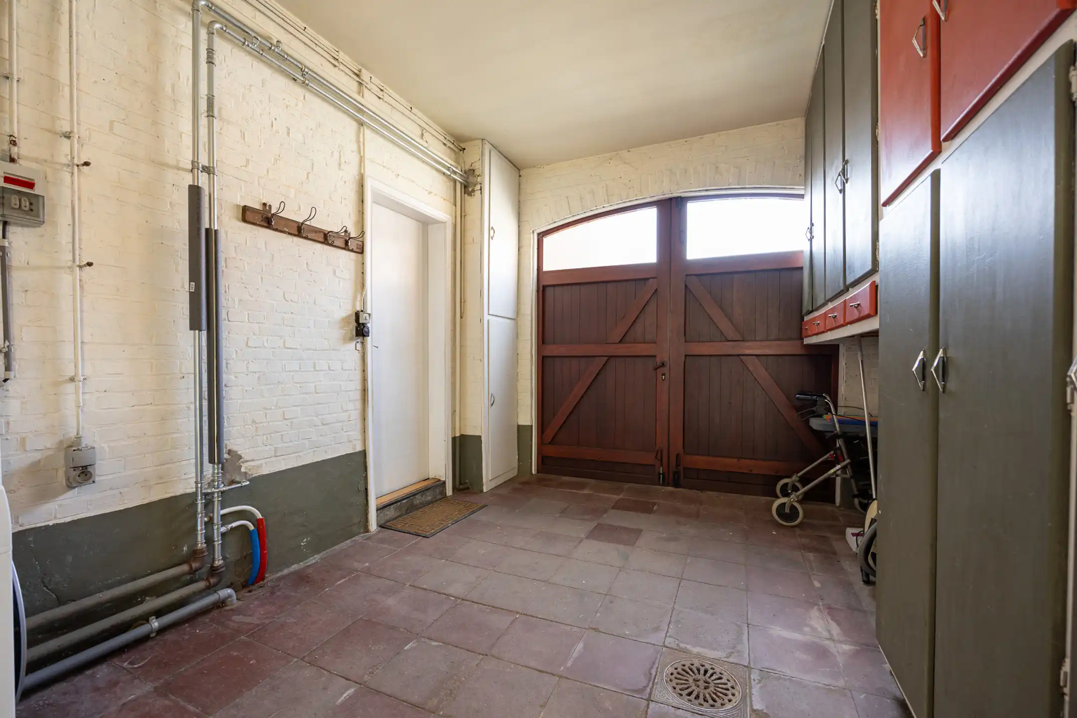 Te renoveren 6slpk-woning met tuin en garage te Turnhout. foto 21