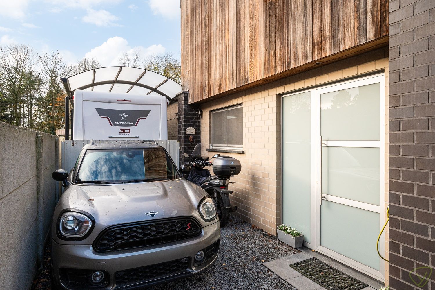Verzorgde gezinswoning met energiezuinige troeven en zonnige tuin foto 33