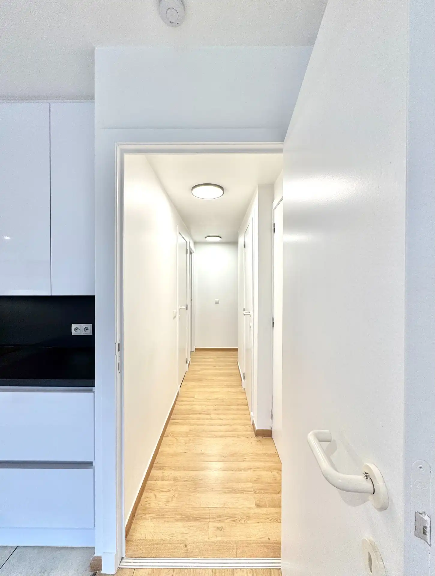 GELIJKVLOERS APPARTEMENT CENTRUM WAREGEM | 1 SLPK foto 5