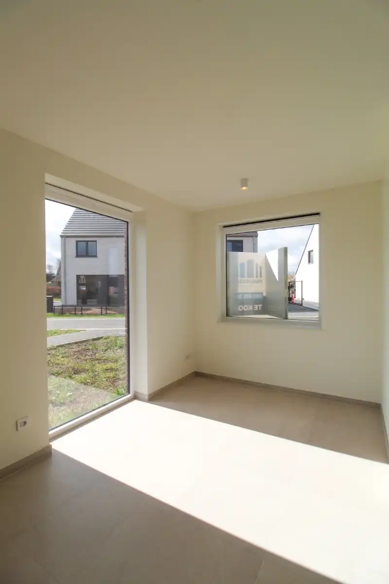 Energiezuinige nieuwbouwwoning te huur in rustige wijk te Sijsele foto 3