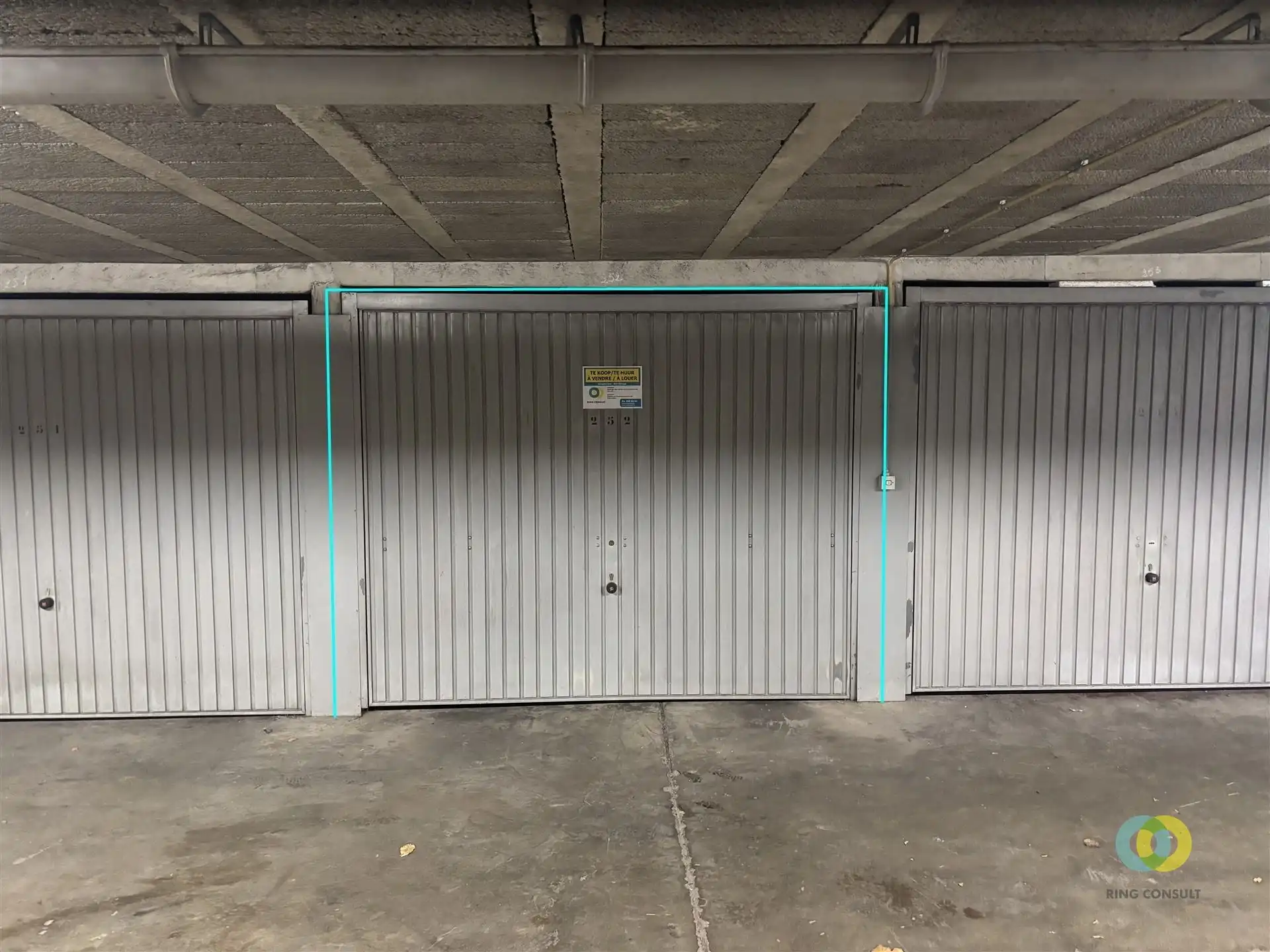 Gesloten garagebox foto 3