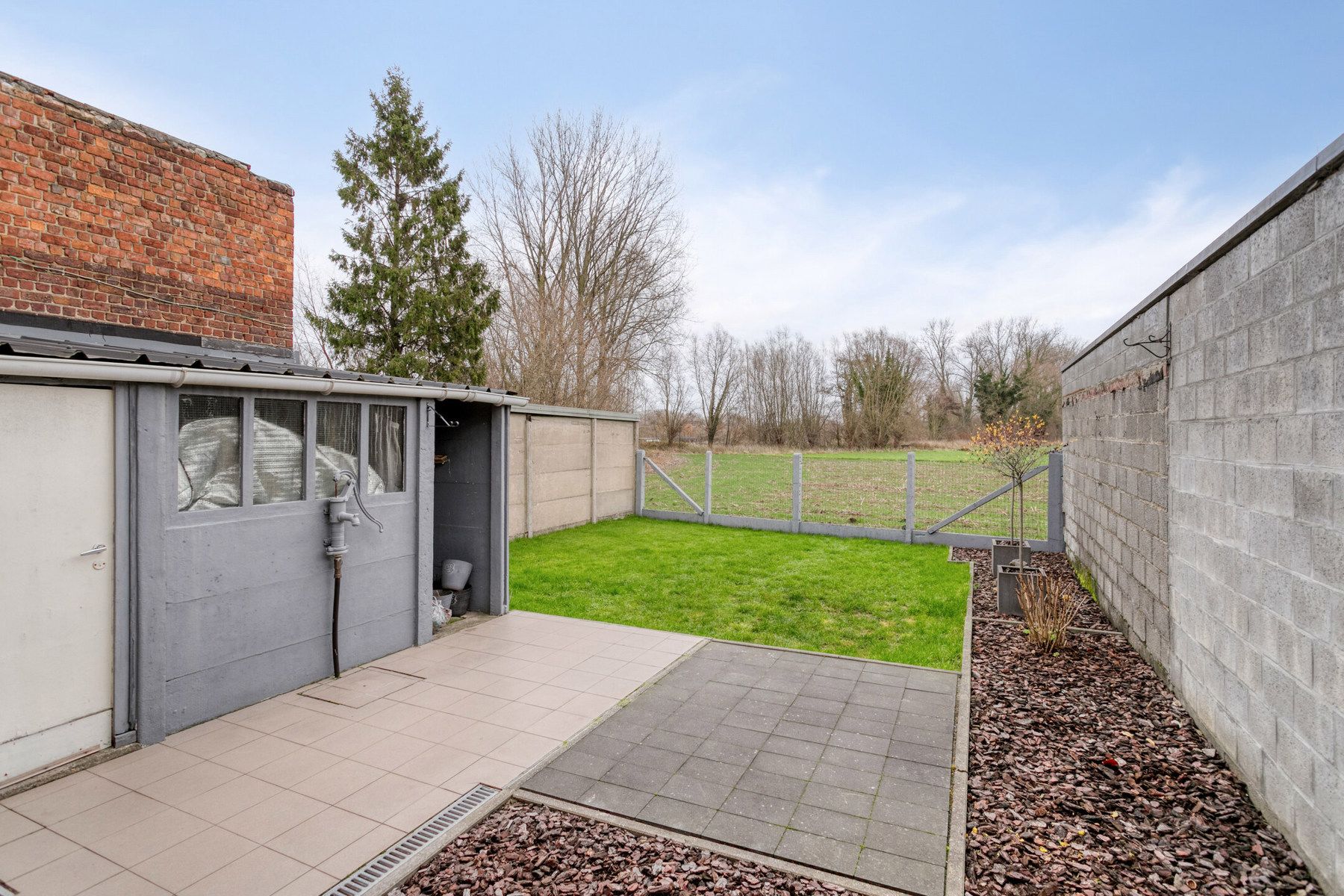 Instapklare GB met 3 slaapkamers, garage en tuin! foto 14