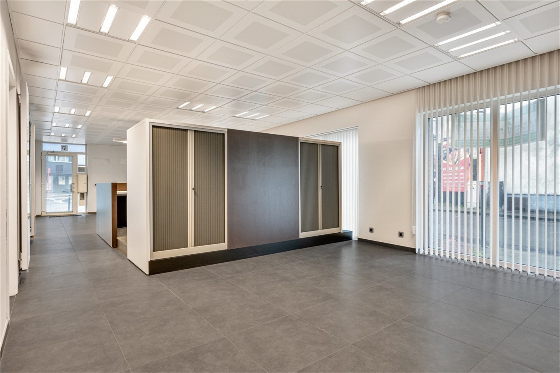  Handelsruimte / kantoor - 111 m² - nabij de Varkensmarkt Aalst foto 8