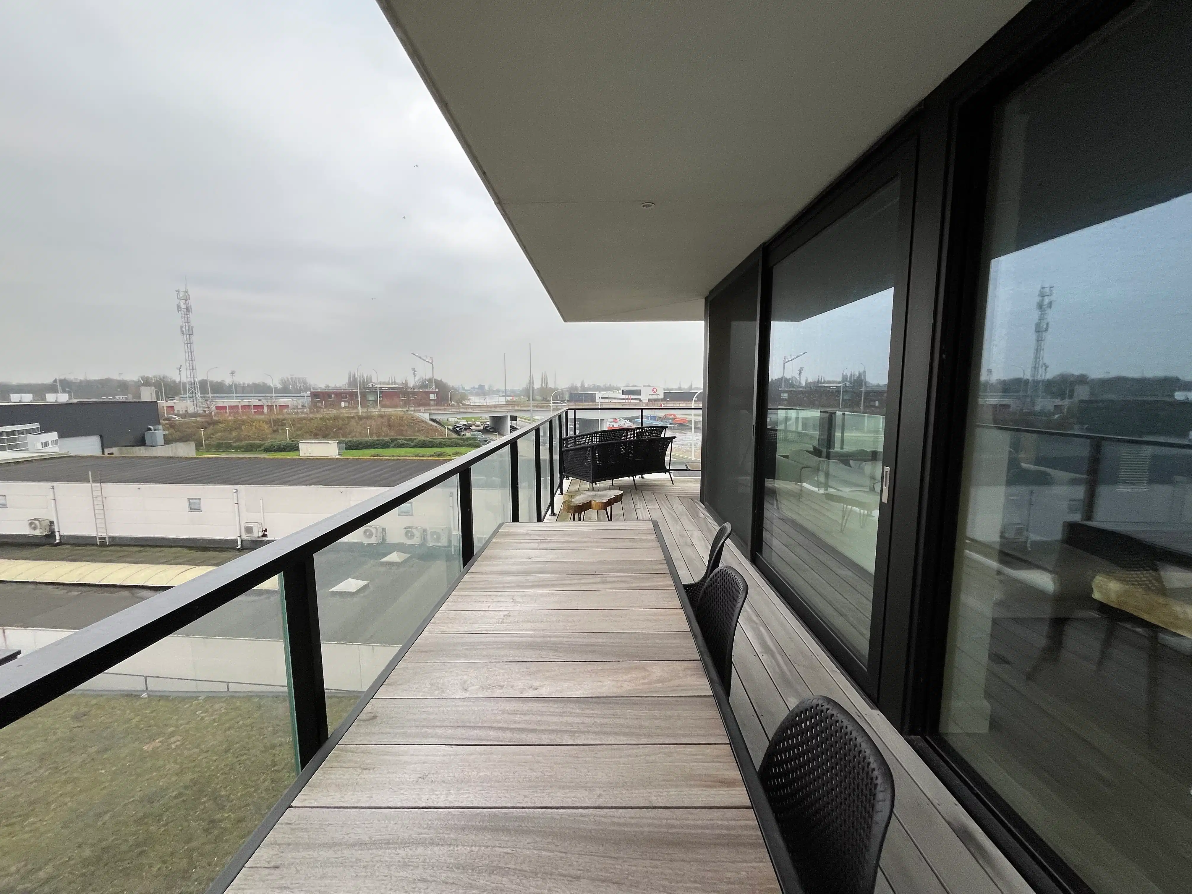 Instapklaar, lichtrijk appartement met zonneterrassen foto 13