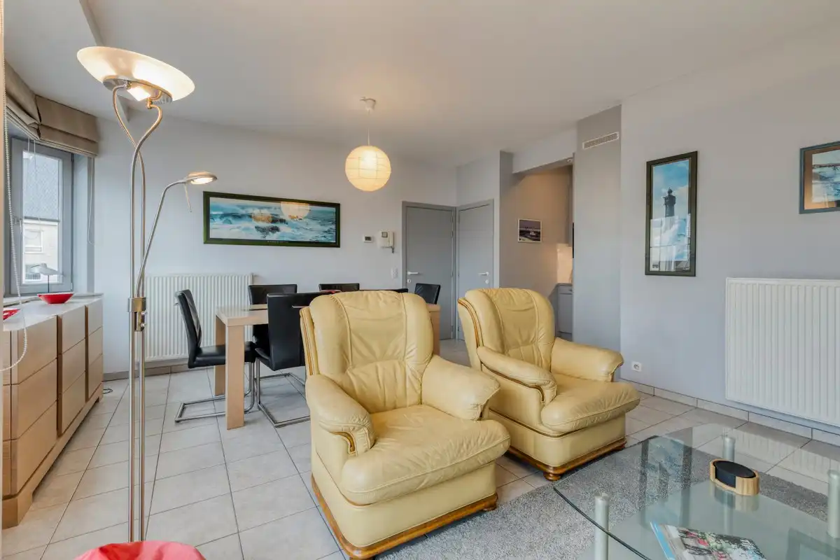 Charmant appartement met 2 slaapkamers en zijdelings zeezicht foto 10