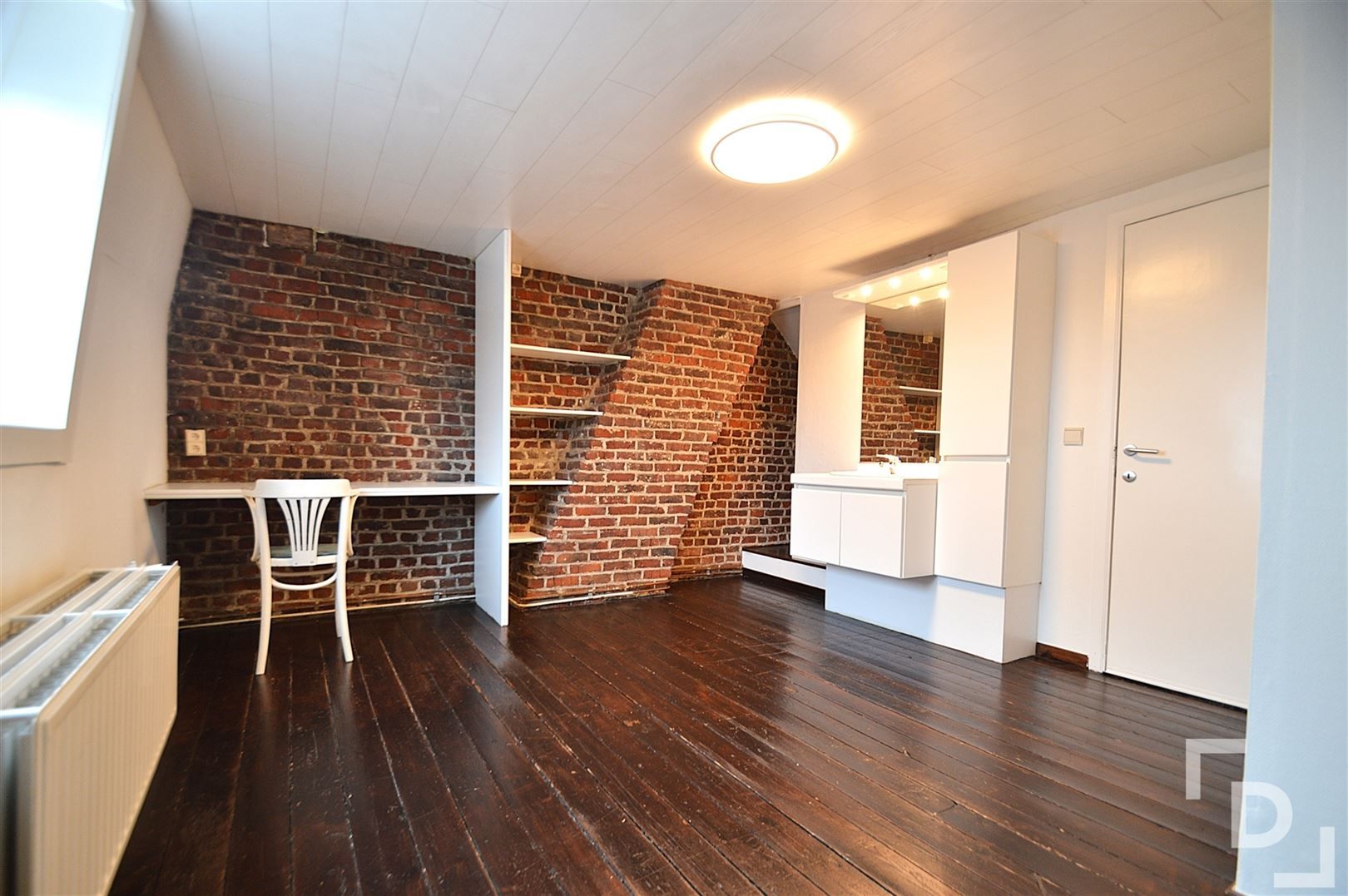 "Gerenoveerde stadswoning in het centrum van Poperinge" foto 19