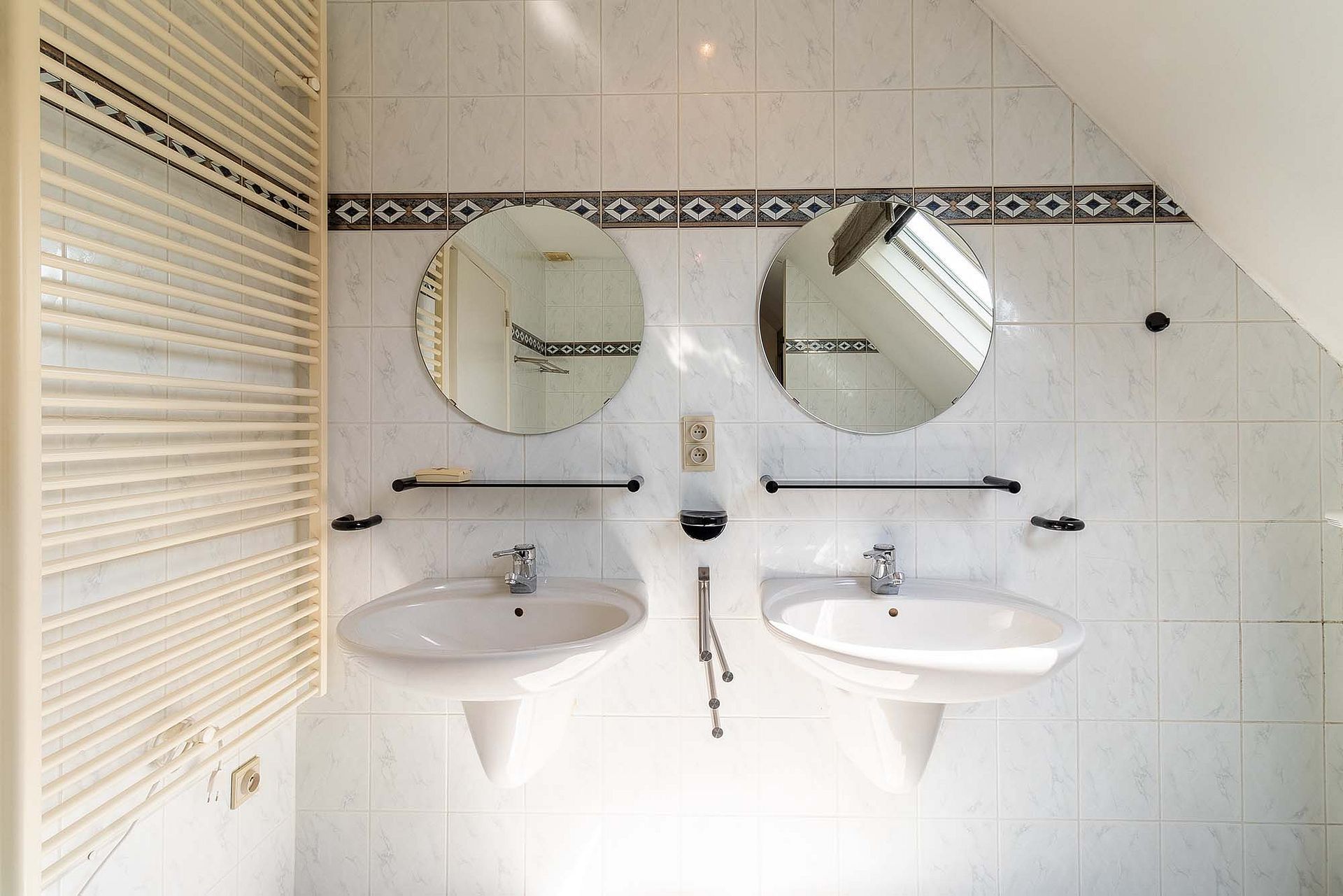 Vrijstaande ruime woning in Hove met 5 slaapkamers foto 15