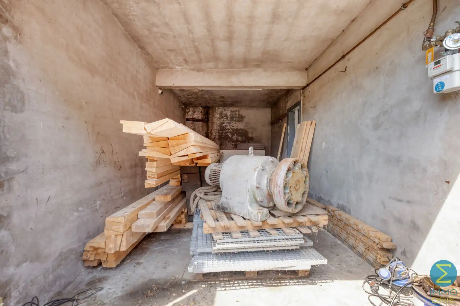 Te renoveren woning op perceel van 681m² foto 15