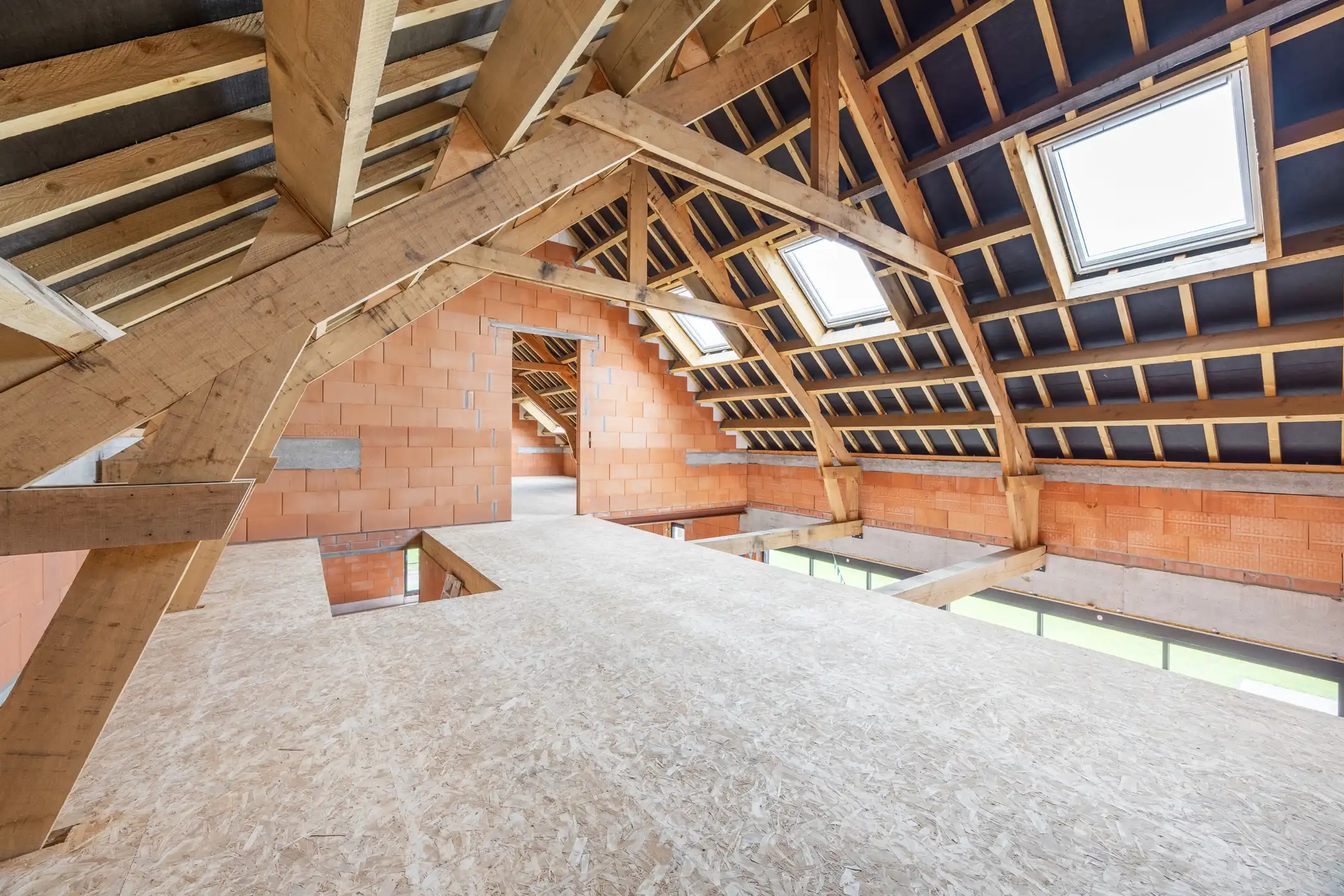 Langgevelhoeve met bijgebouw op rustige landelijke locatie foto 23