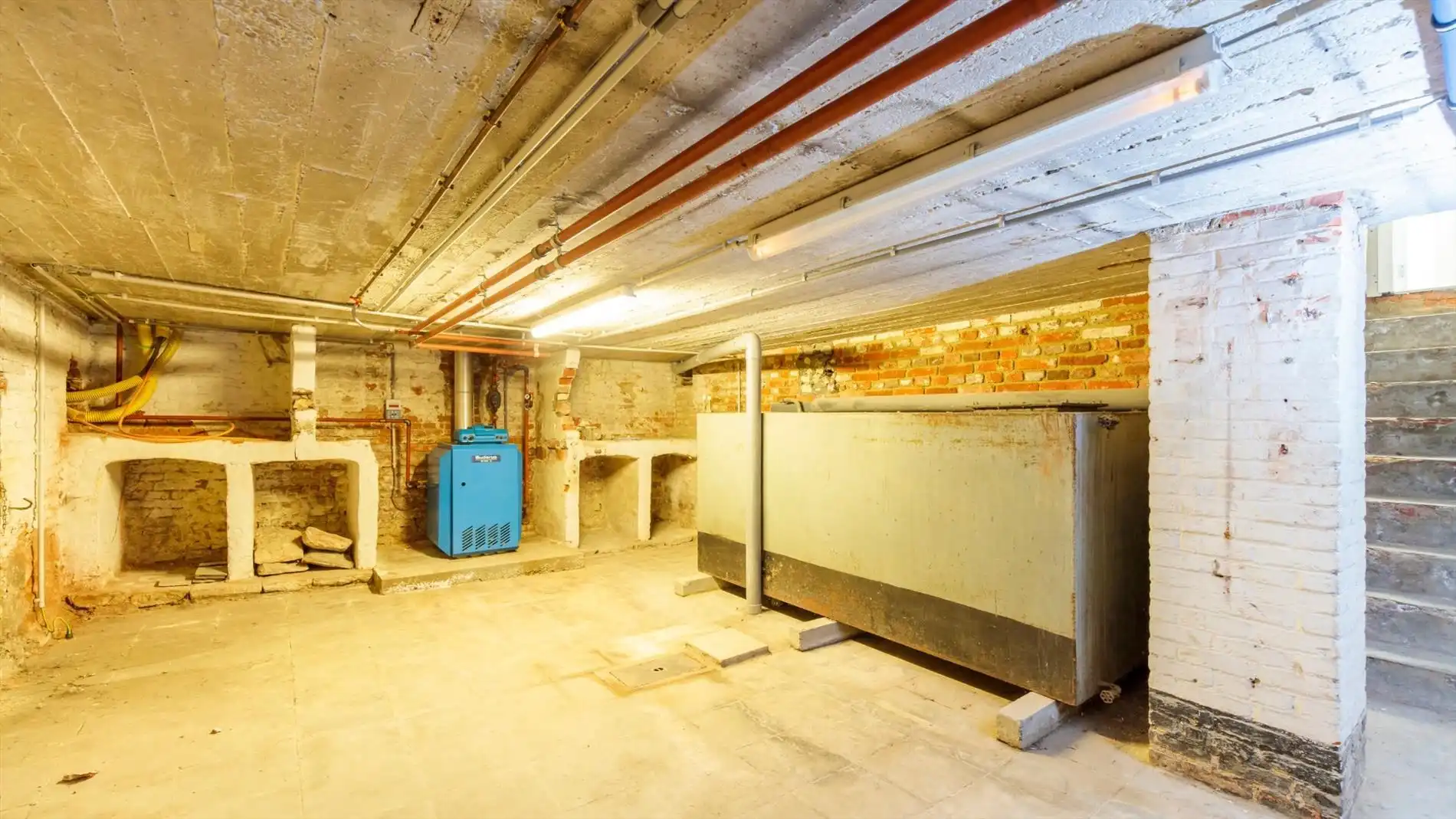 Instapklare winkel/kantoorruimte in winkelcentrum Tienen foto 16