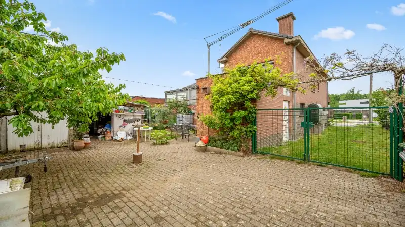 Landhuis  van 210m² op een perceel van 14a72ca foto 24