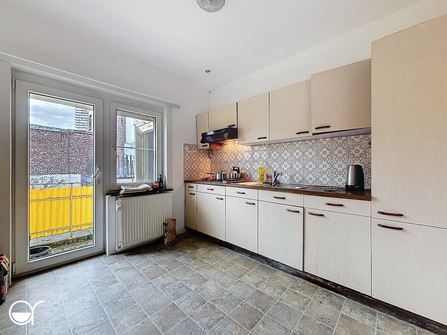 Te renoveren appartement met garage en goed EPC aan de rand van centrum Gent foto 6