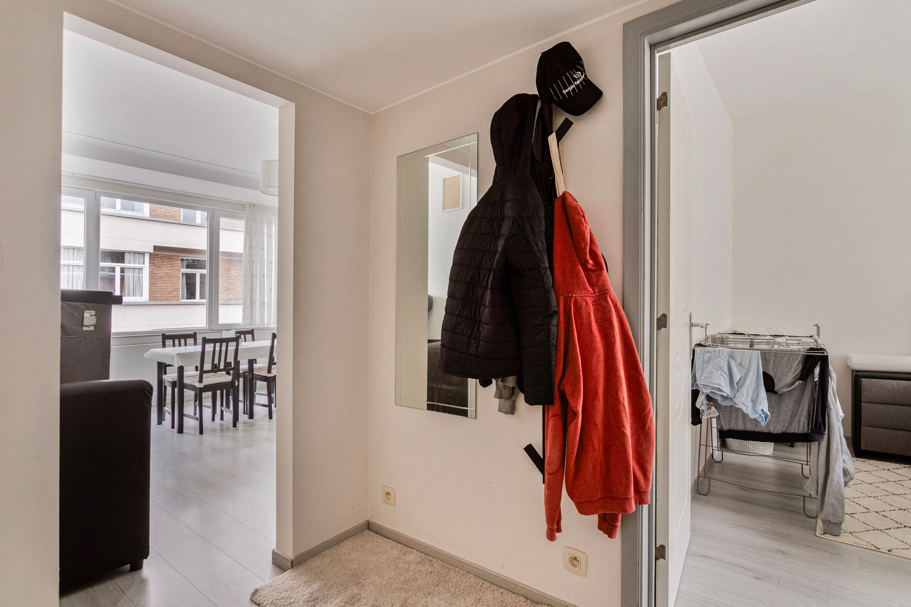 Uitstekend gelegen 2 slaapkamer appartement in Vorst foto 5