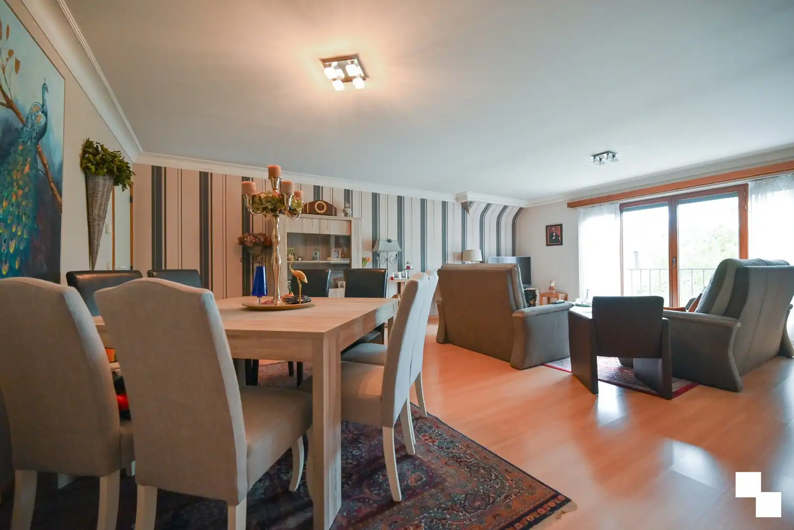 Zeer ruim appartement nabij de Grote Markt van Izegem foto 11