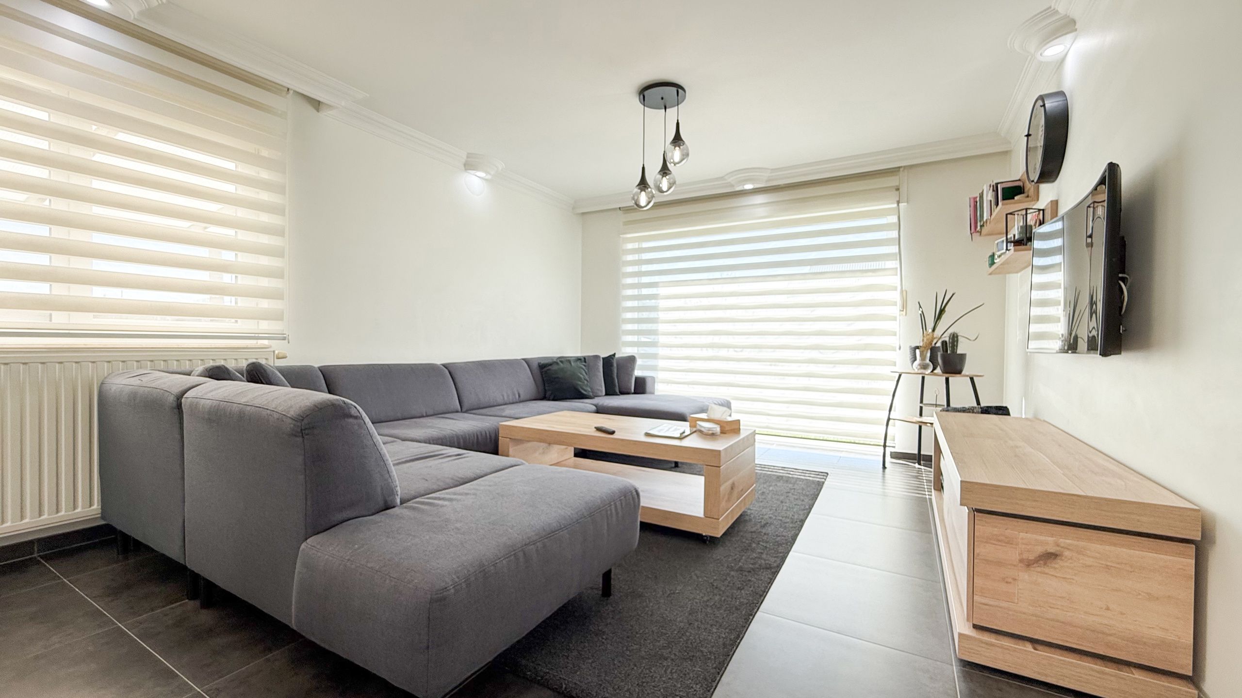 Instapklare woning met 4 spks en volledig aangelegde tuin! foto 6
