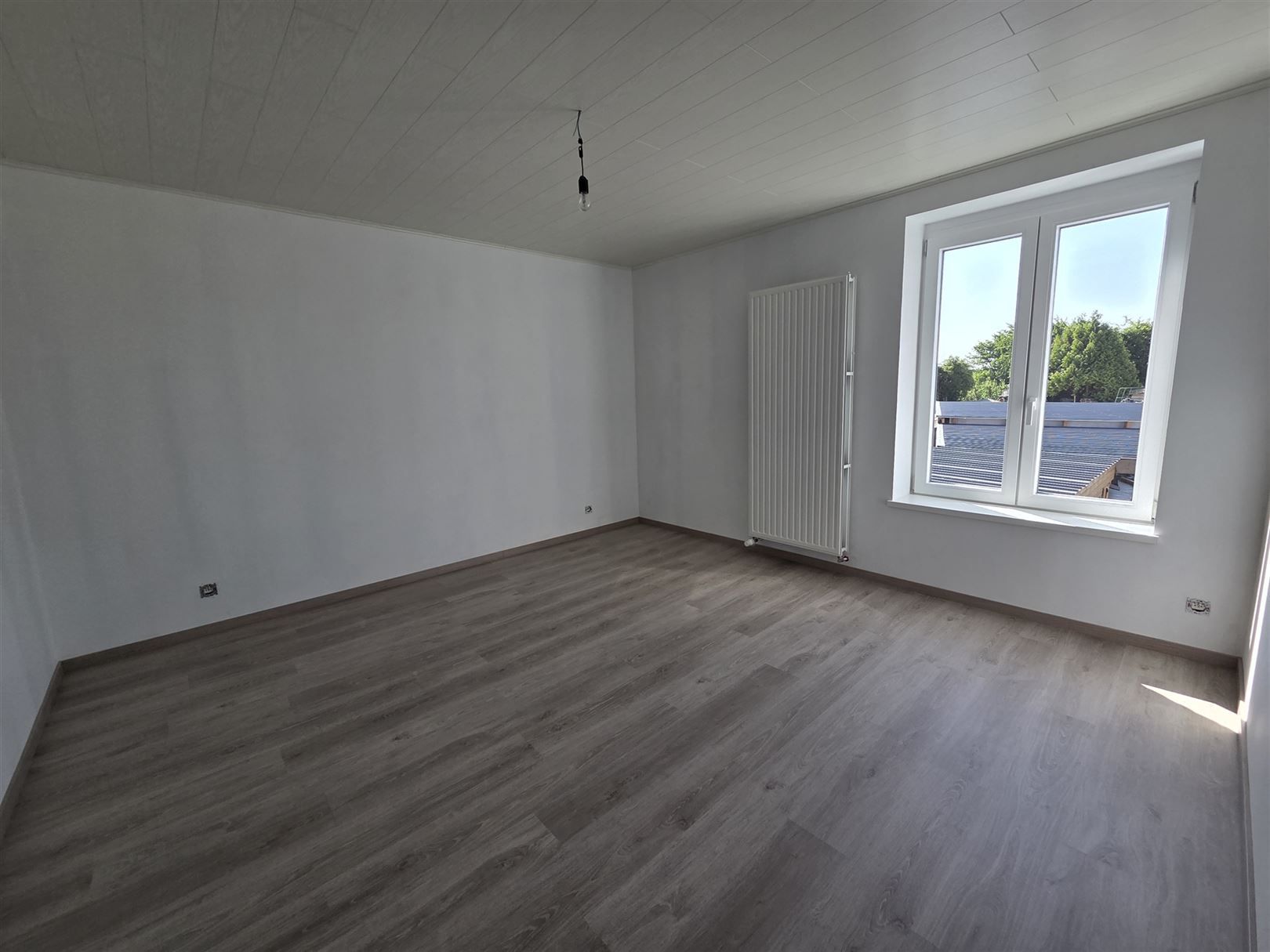 Vernieuwde woning met vele mogelijkheden!  foto 10