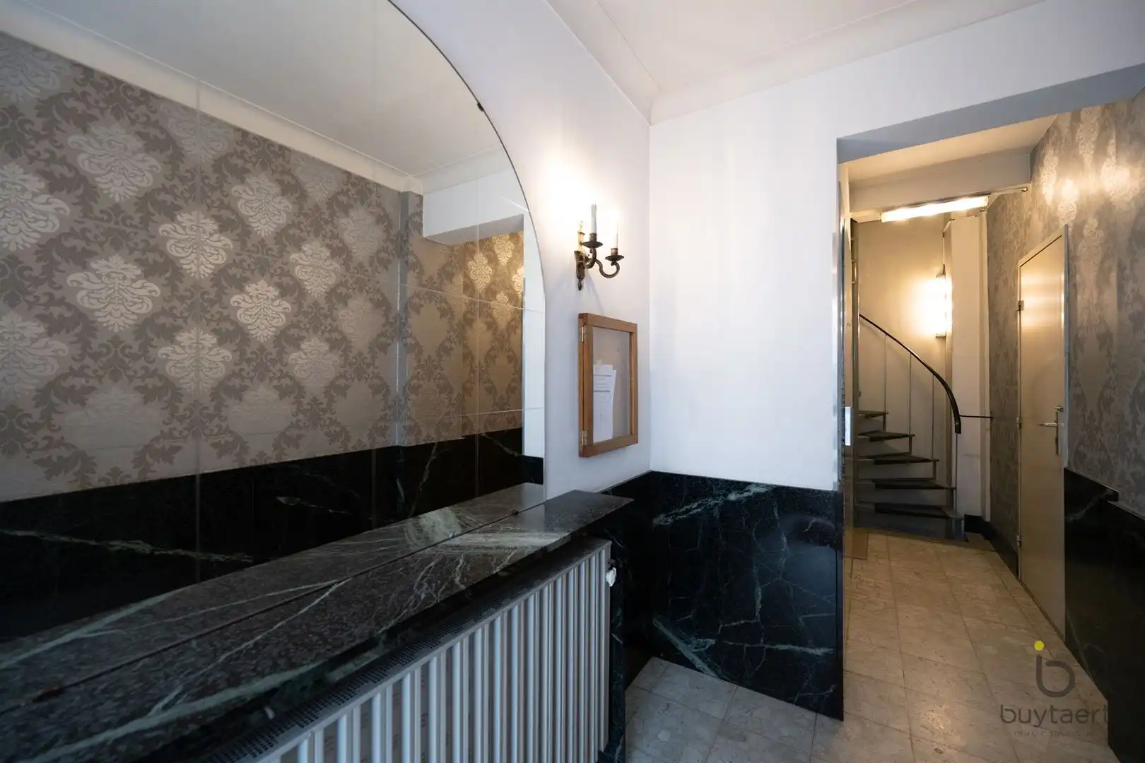 Gezellig appartement met authentieke charme op toplocatie in Antwerpen. foto 2