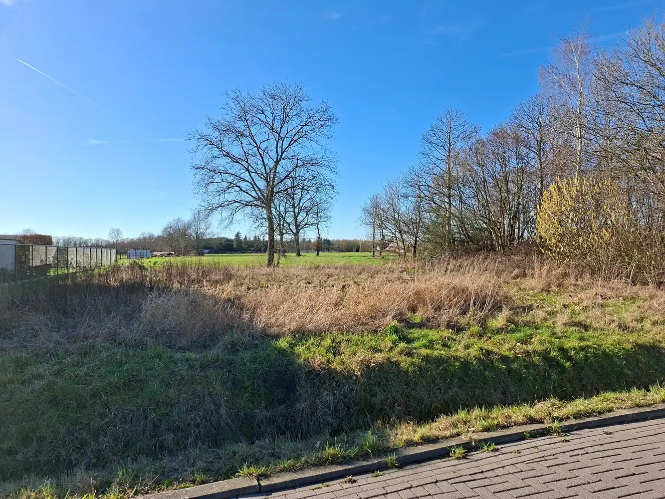 Prachtige bouwgrond open bebouwing 1297 m². foto 2