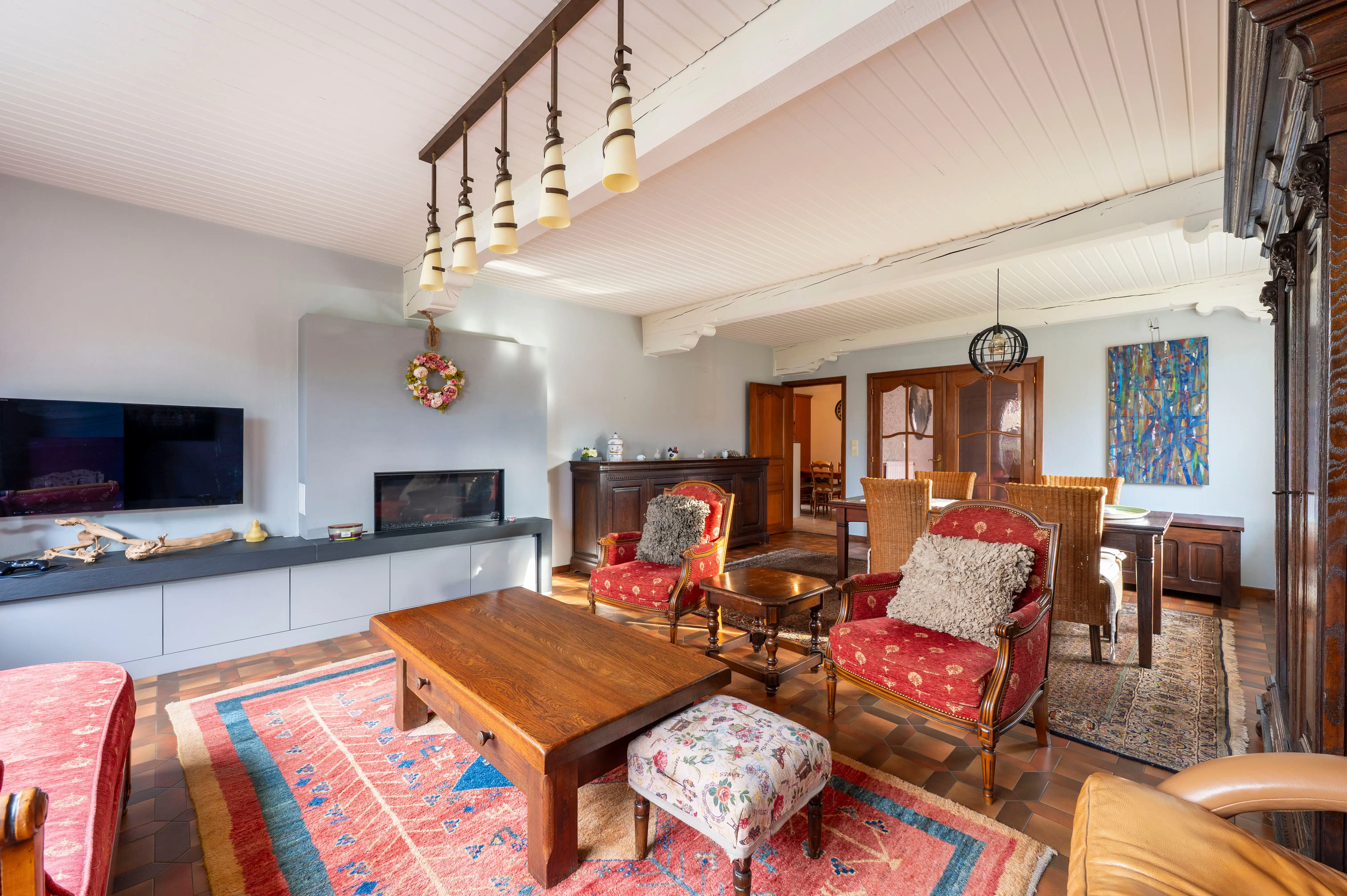 Te renoveren laagbouwvilla in een gegeerde wijk in Ekeren! foto 4